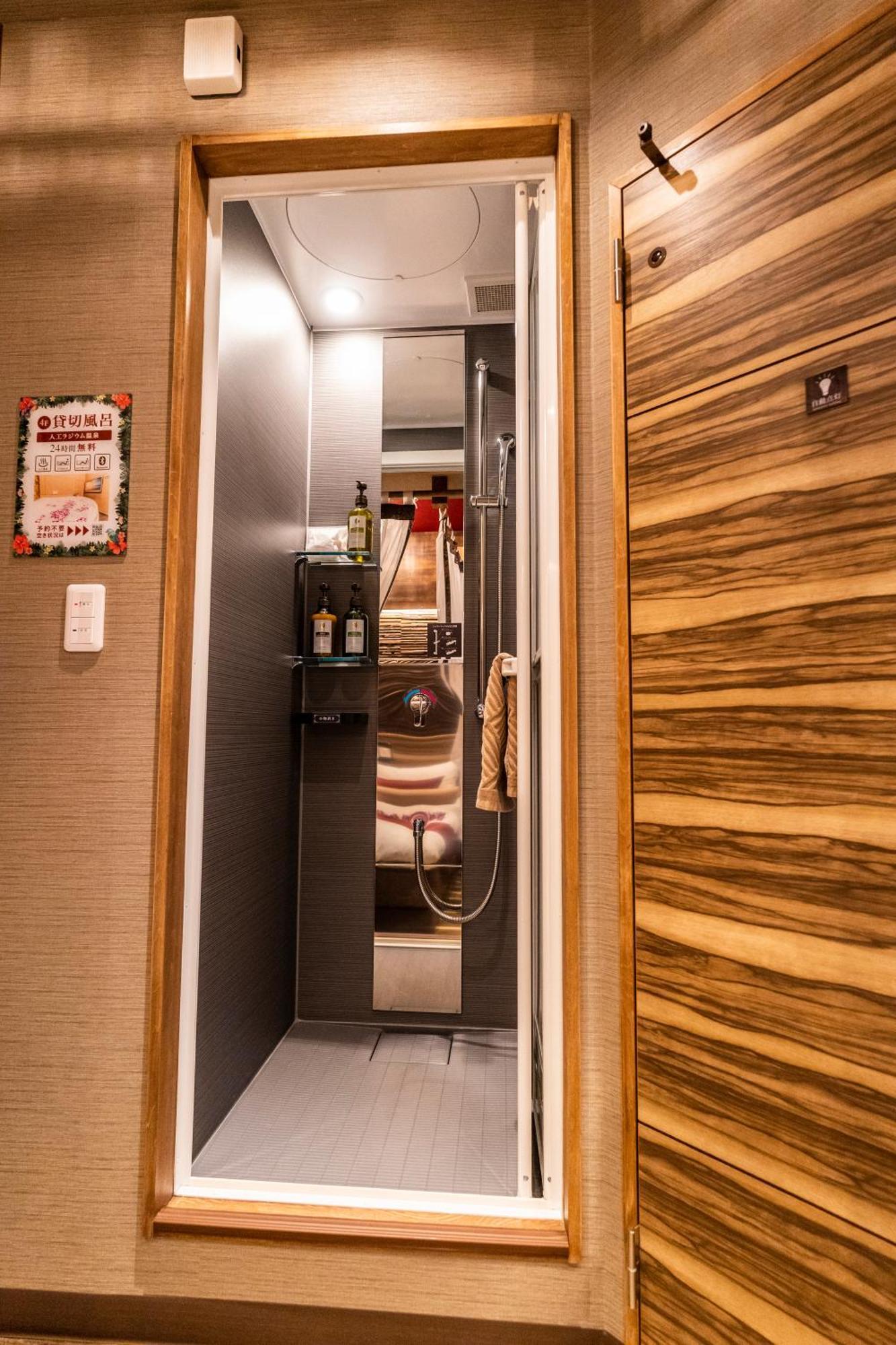 Petit Bali Forest Shinjuku SanchōMe طوكيو المظهر الخارجي الصورة